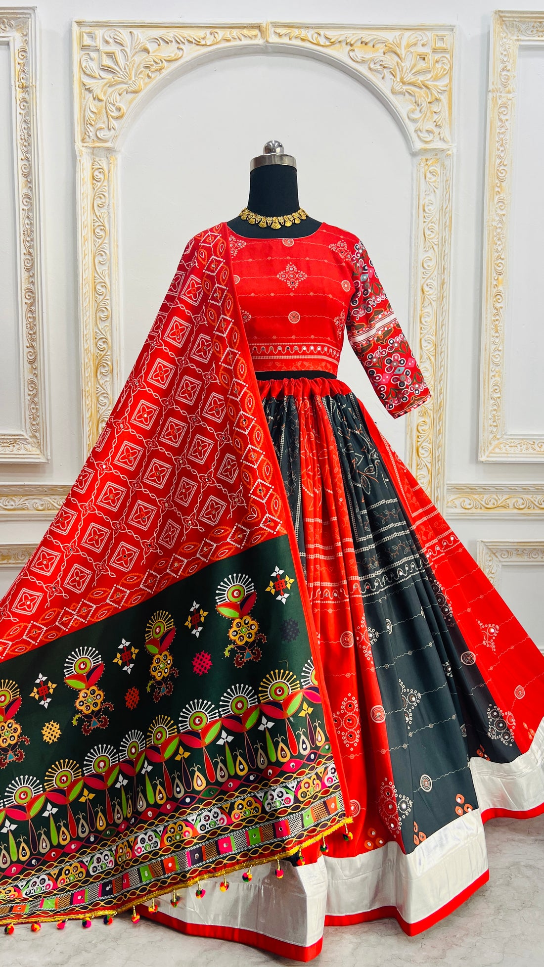 LEHENGHA CHOLI FOR NAVRATRI