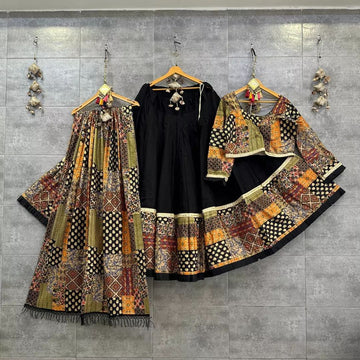 Looking for lehengas for women that truly stand out? Explore designer lehenga choli styles online at Koskii and discover the look you will love.