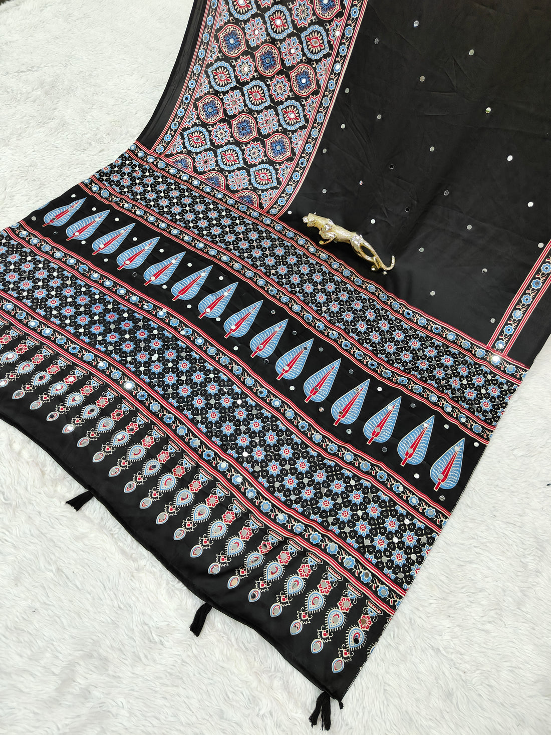 Print Saree with Tassel Pallu