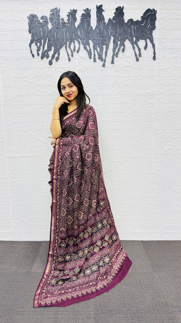 Soft, breathable fabric with eye-catching patterns – a must-have for every saree lover!